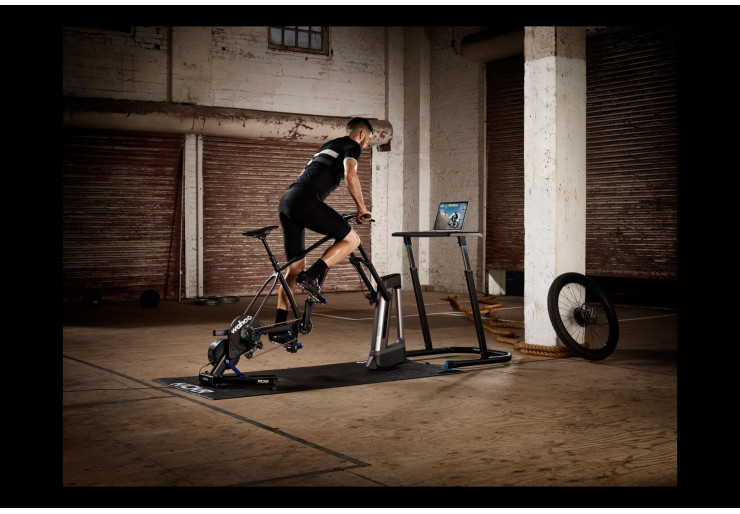 Home trainer Wahoo KICKR Climb